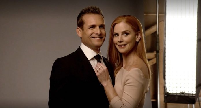 Suits Comes To An End Gabriel Macht And Sarah Rafferty Emotional Friday Rumors